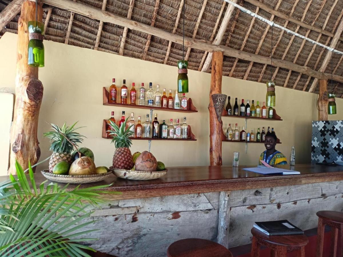 Amber Lodge Pongwe Ngoại thất bức ảnh