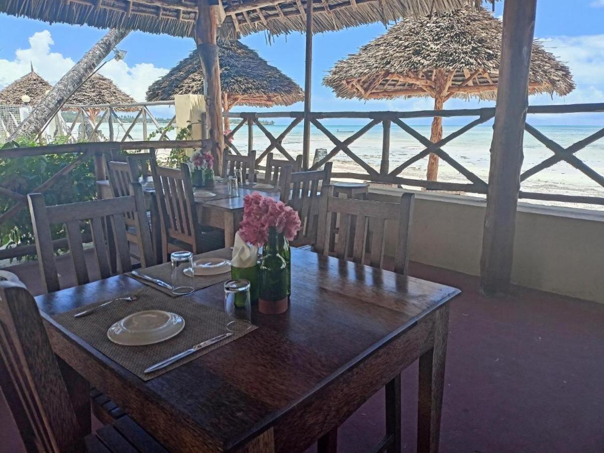 Amber Lodge Pongwe Ngoại thất bức ảnh